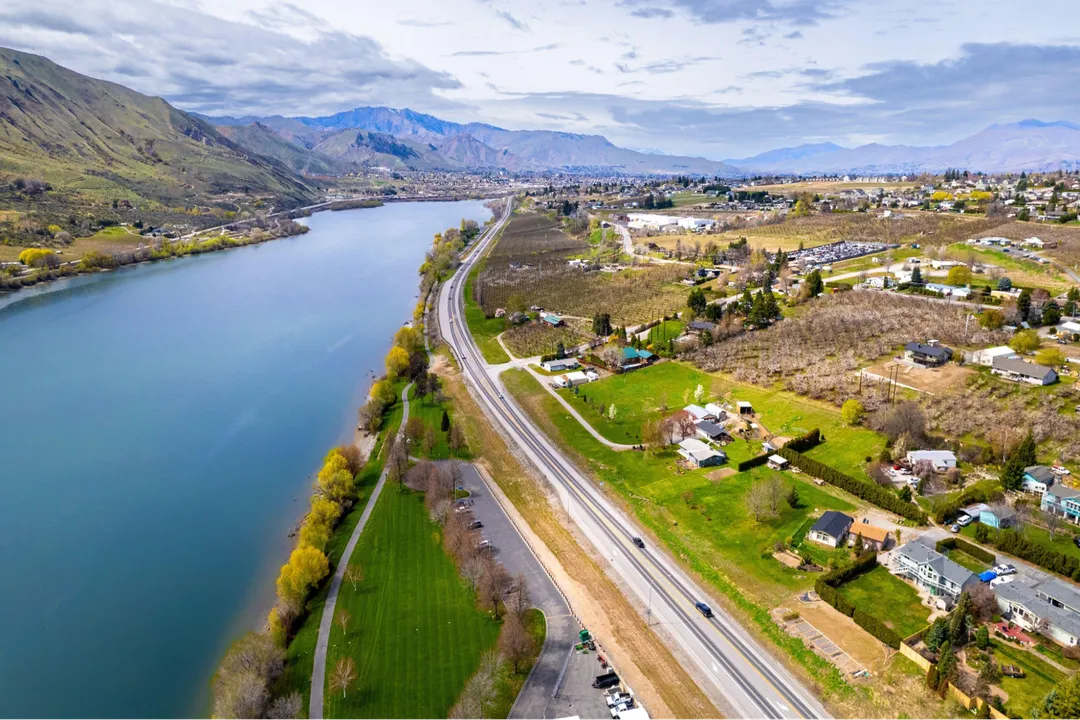 Experience Columbia River Views